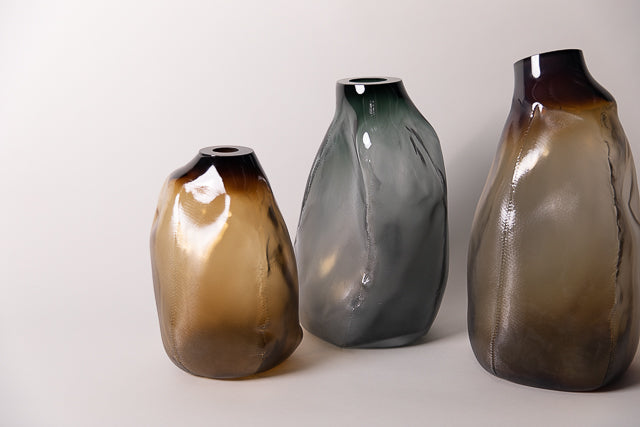 105 ltr Forms Vase, Smokey Grey