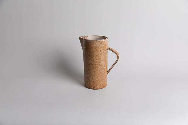 Large Pitcher, Rust