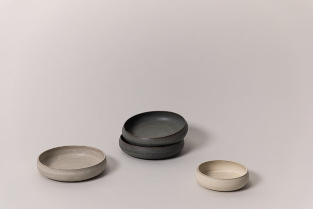Curved Bowl Medium, Pearl Grey