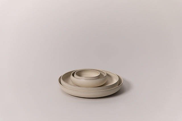 Curved Bowl Large, Warm White