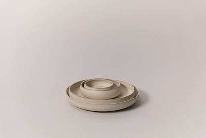 Curved Bowl Large, Warm White