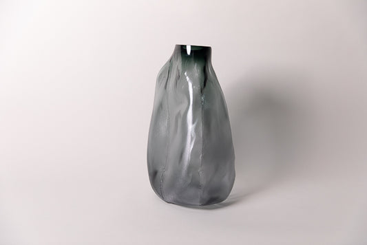 105 ltr Forms Vase, Smokey Grey